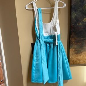 Aiddon Mattox Turquoisr and White Dress